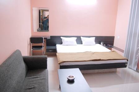 Hotel Manas, Khandwa 4